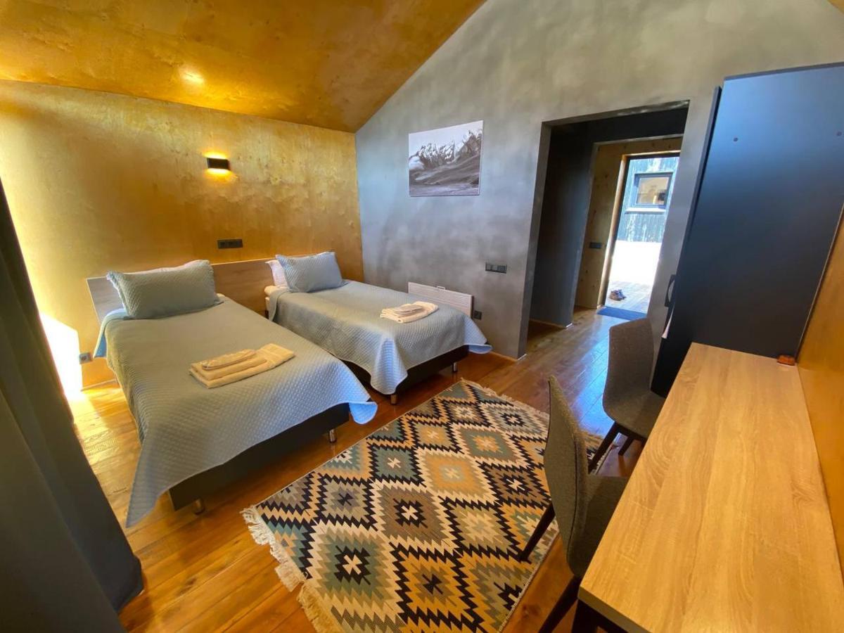Peak Lodge Jyrgalan Εξωτερικό φωτογραφία
